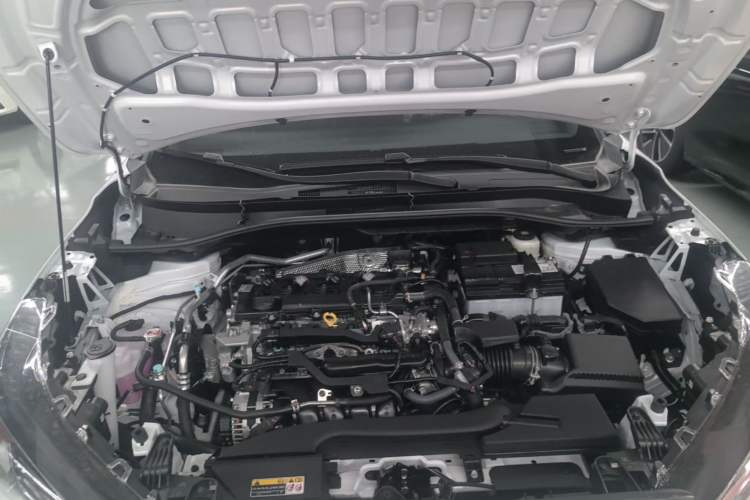 Used Toyota FRONTLANDER 2026 Model 2.0L CVT Comfort Edition Engine Bay