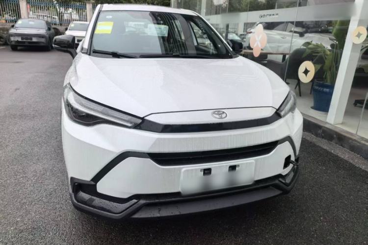 Used Toyota FRONTLANDER 2026 Model 2.0L Smart Electric Hybrid Dual-Engine Leading Edition Exterior 1