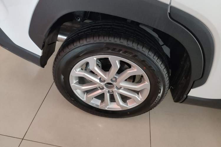 Used Toyota FRONTLANDER 2026 Model 2.0L CVT Comfort Edition Exterior 5