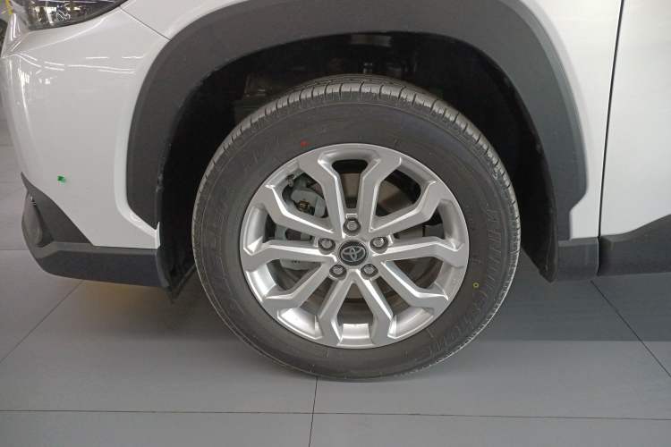 Used Toyota FRONTLANDER 2026 Model 2.0L CVT Comfort Edition Exterior 7