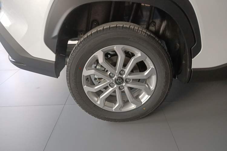 Used Toyota FRONTLANDER 2026 Model 2.0L CVT Comfort Edition Exterior 8