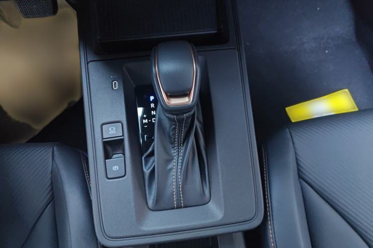 Used Toyota FRONTLANDER 2026 Model 2.0L CVT Comfort Edition Gear Lever