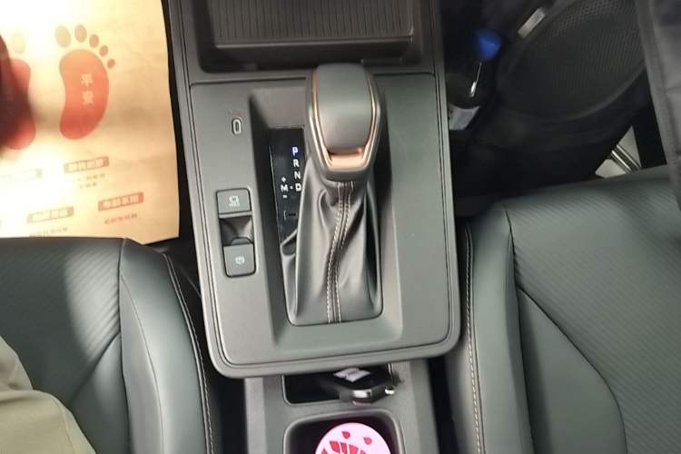Used Toyota FRONTLANDER 2026 Model 2.0L CVT Comfort Edition Gear Lever