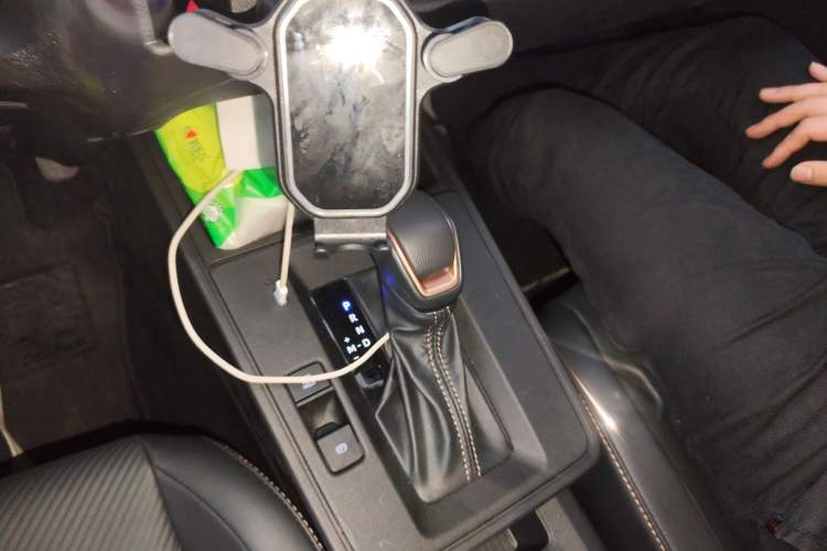 Used Toyota FRONTLANDER 2026 Model 2.0L CVT Comfort Edition Gear Lever