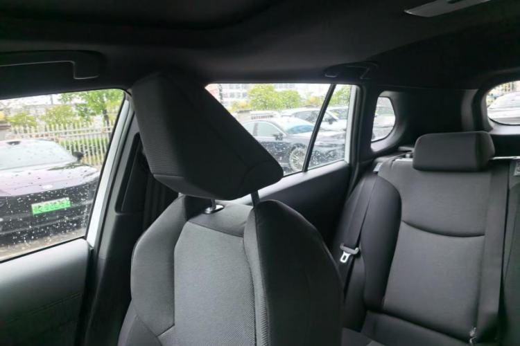 Used Toyota FRONTLANDER 2026 Model 2.0L Smart Electric Hybrid Dual-Engine Leading Edition Interior 2