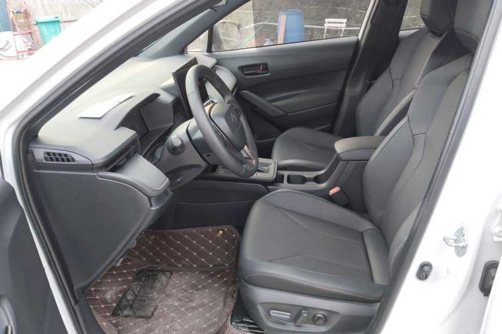Used Toyota FRONTLANDER 2026 Model 2.0L CVT Comfort PLUS Edition Left Front Seat