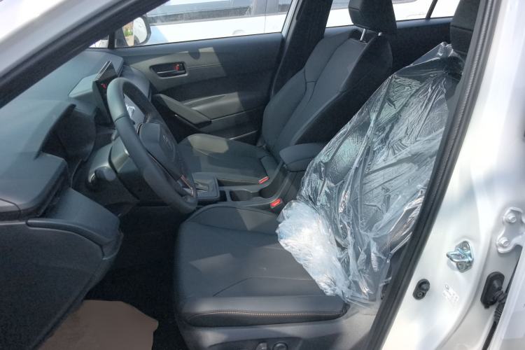 Used Toyota FRONTLANDER 2026 Model 2.0L CVT Comfort Edition Left Front Seat