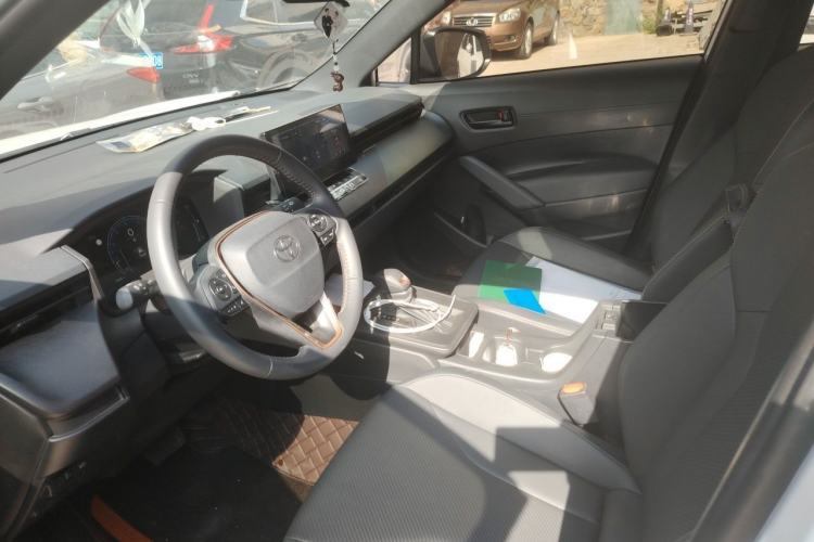 Used Toyota FRONTLANDER 2026 Model 2.0L CVT Comfort Edition Left Front Seat
