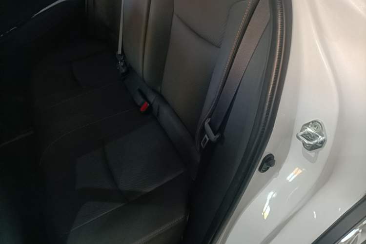 Used Toyota FRONTLANDER 2026 Model 2.0L CVT Comfort Edition Left Rear Seat