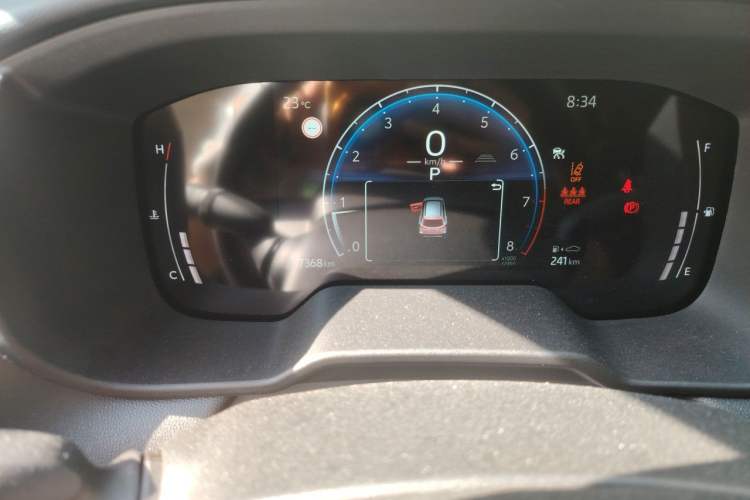 Used Toyota FRONTLANDER 2026 Model 2.0L CVT Comfort Edition Odometer Close Up