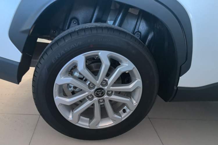 Used Toyota FRONTLANDER 2026 Model 2.0L CVT Comfort Edition Right Rear Wheel Hub