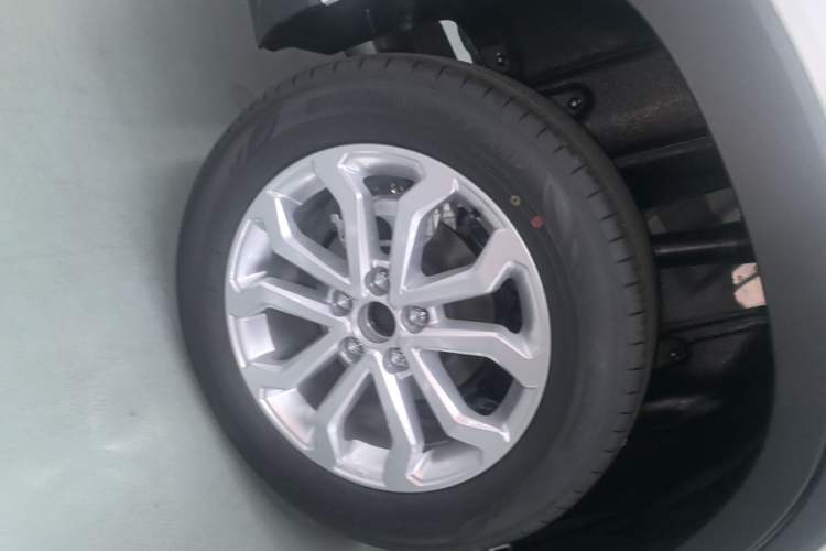 Used Toyota FRONTLANDER 2026 Model 2.0L CVT Comfort Edition Right Rear Wheel Hub