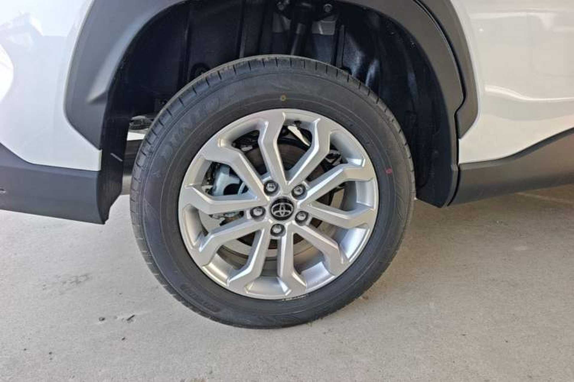 Used Toyota FRONTLANDER 2026 Model 2.0L CVT Comfort Edition Right Rear Wheel Hub