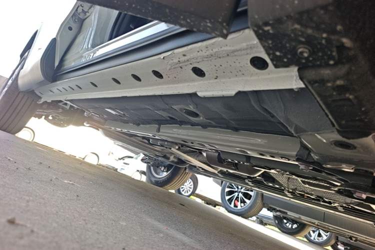 Used Toyota FRONTLANDER 2026 Model 2.0L CVT Comfort Edition Right Side Sill
