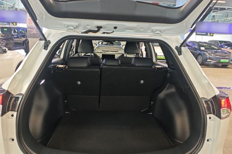 Used Toyota FRONTLANDER 2026 Model 2.0L CVT Comfort Edition Trunk