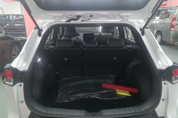 Used Toyota FRONTLANDER 2026 Model 2.0L CVT Comfort Edition Trunk