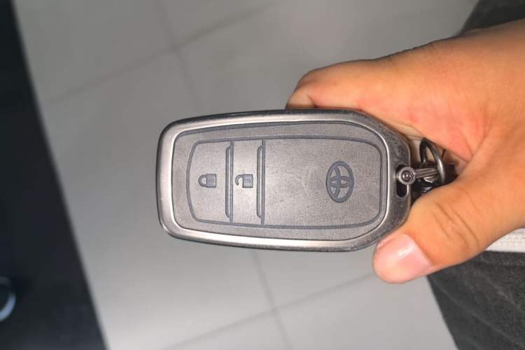 Used Toyota FRONTLANDER 2026 Model 2.0L CVT Comfort Edition Vehicle Key