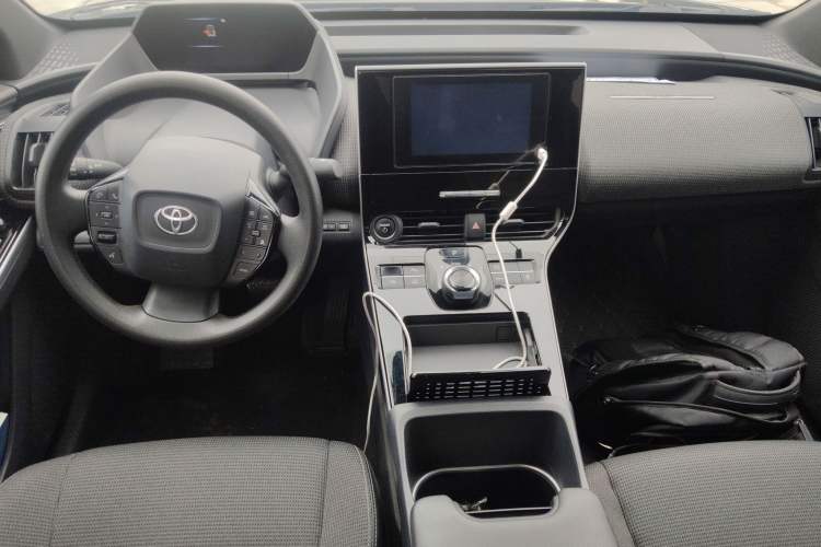 Used Toyota GAC bZ4X 2022 Elite Model Center Console