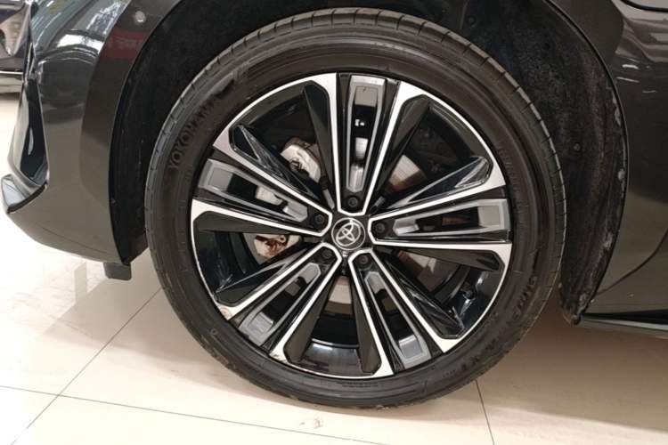Used Toyota GAC bZ4X 2022 X-MODE Four-Wheel Drive Ultra Left Front Wheel Hub