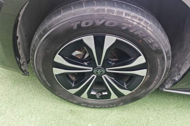 Used Toyota GAC bZ4X 2022 Long-Range Pro Left Front Wheel Hub