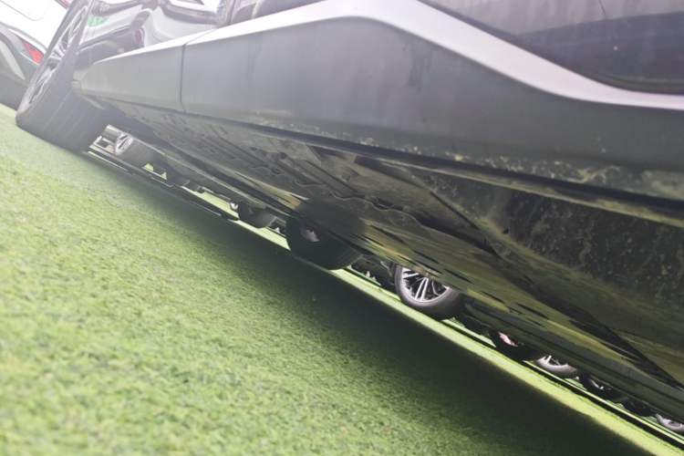 Used Toyota GAC bZ4X 2022 Long-Range Pro Left Side Sill