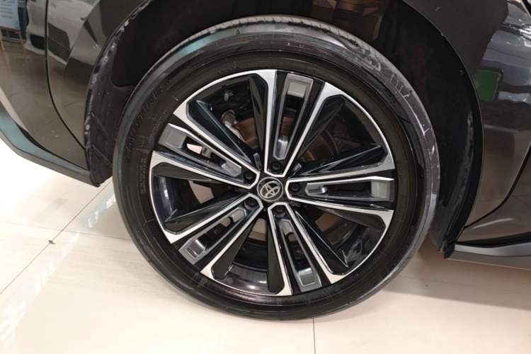Used Toyota GAC bZ4X 2022 X-MODE Four-Wheel Drive Ultra Right Rear Wheel Hub