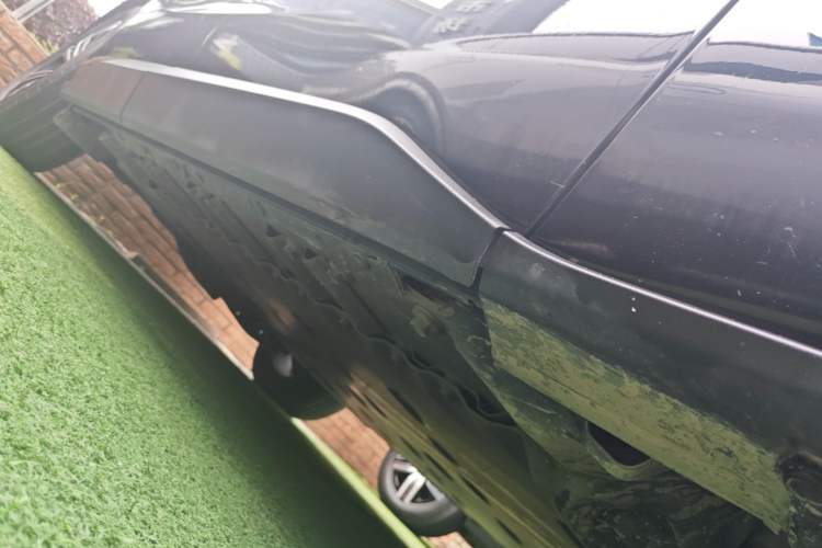 Used Toyota GAC bZ4X 2022 Long-Range Pro Right Side Sill