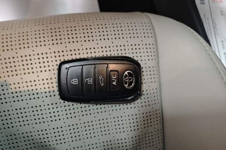 Used Toyota GAC bZ4X 2022 X-MODE Four-Wheel Drive Ultra Vehicle Key