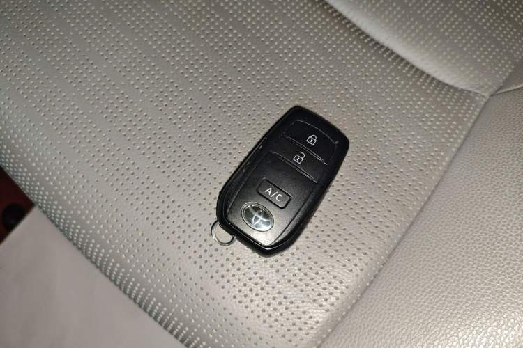 Used Toyota GAC bZ4X 2022 Long-Range Pro Interior 1