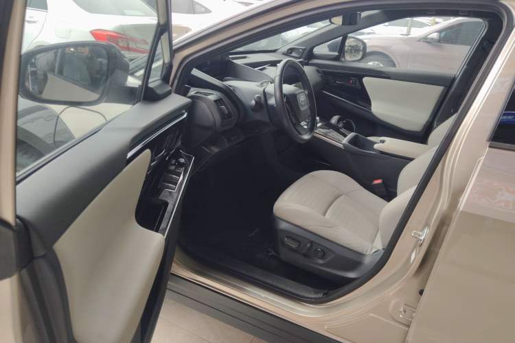 Used Toyota GAC bZ4X 2022 X-MODE Four-Wheel Drive Ultra Interior 3