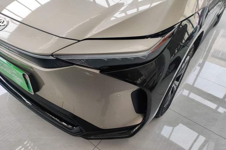 Used Toyota GAC bZ4X 2022 Long-Range Pro Left Front Headlight