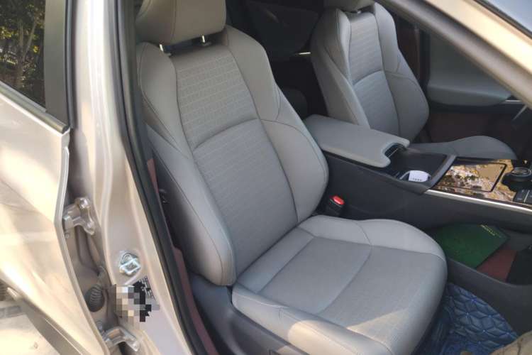Used Toyota GAC bZ4X 2022 Long-Range Pro Right Front Seat