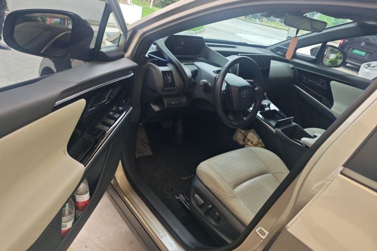 Used Toyota GAC bZ4X 2022 Long-Range Pro Driver Seat