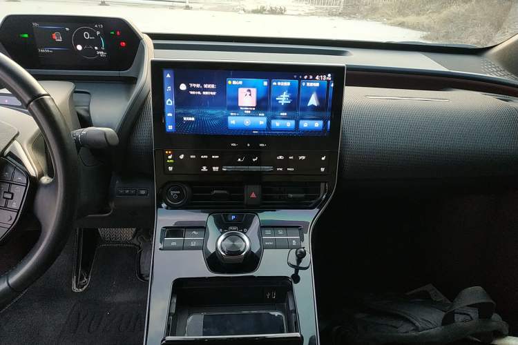 Used Toyota GAC bZ4X 2022 Long-Range Pro Audio And AC Panel