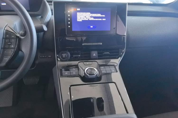 Used Toyota GAC bZ4X 2022 Long-Range Elite Audio And AC Panel