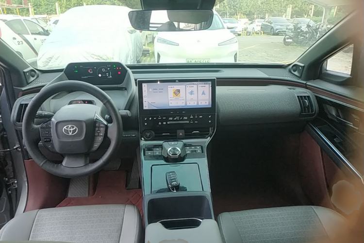 Used Toyota GAC bZ4X 2022 X-MODE Four-Wheel Drive Ultra Center Console