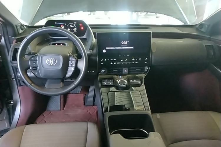 Used Toyota GAC bZ4X 2022 Long-Range Pro Center Console