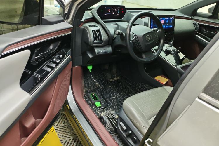 Used Toyota GAC bZ4X 2022 Long-Range Pro Driver Seat