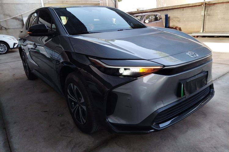 Used Toyota GAC bZ4X 2022 Long-Range Elite Exterior 2
