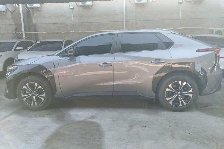Used Toyota GAC bZ4X 2022 Long-Range Elite Exterior 3
