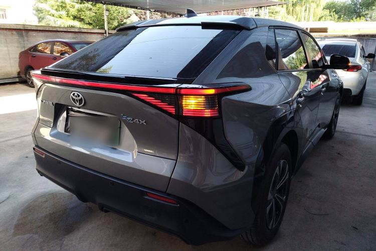 Used Toyota GAC bZ4X 2022 Long-Range Elite Exterior 5