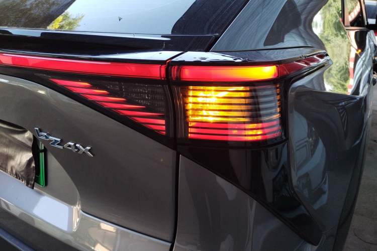Used Toyota GAC bZ4X 2022 Long-Range Elite Exterior 6