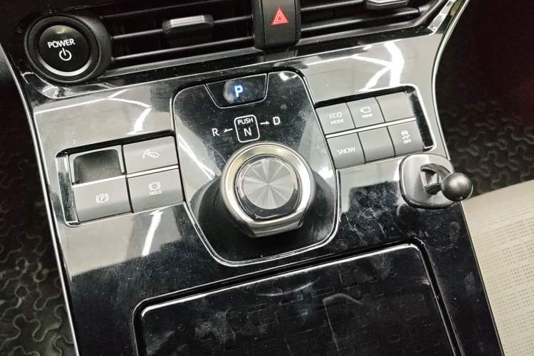 Used Toyota GAC bZ4X 2022 Long-Range Pro Gear Lever