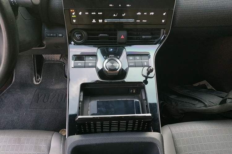 Used Toyota GAC bZ4X 2022 Long-Range Pro Gear Lever