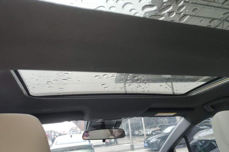 Used Toyota GAC bZ4X 2022 X-MODE Four-Wheel Drive Pro Headliner