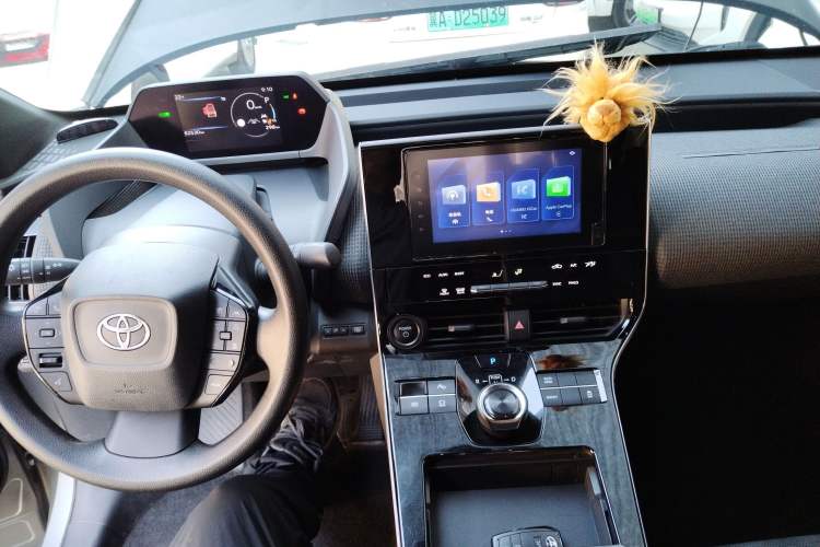 Used Toyota GAC bZ4X 2022 Long-Range Elite Interior 2