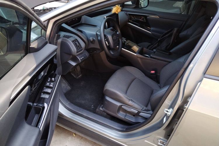 Used Toyota GAC bZ4X 2022 Long-Range Elite Interior 3