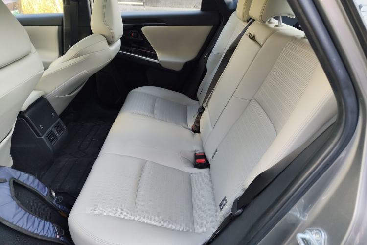 Used Toyota GAC bZ4X 2022 X-MODE Four-Wheel Drive Ultra Interior 4