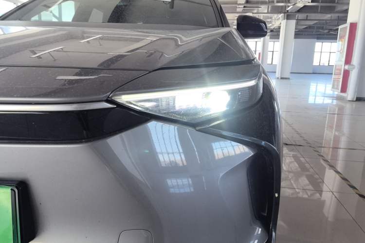 Used Toyota GAC bZ4X 2022 Long-Range Elite Left Front Headlight