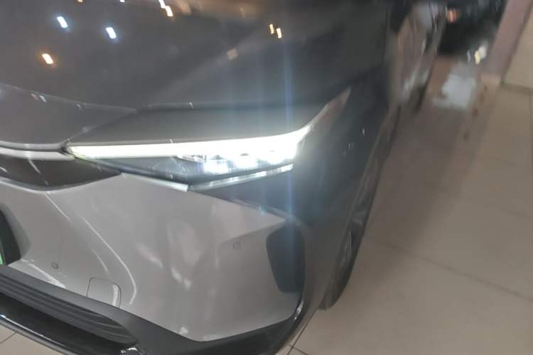 Used Toyota GAC bZ4X 2022 Long-Range Elite Left Front Headlight